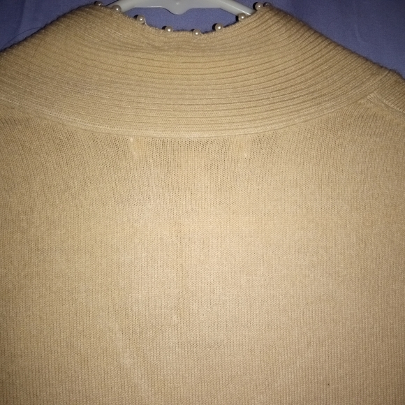 Mercer Street Studio 3/4 Sleeve Tan w Pearl Embellishments - Picture 4 of 4